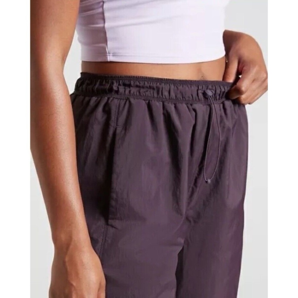 Athleta Grace Warm Up Pant in Deep Crocus Violet Athletic Gorpcore Size Large - Picture 3 of 7